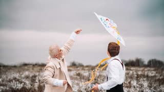 Сурганова и Оркестр - Да будет свет (Премьера клипа 2019)